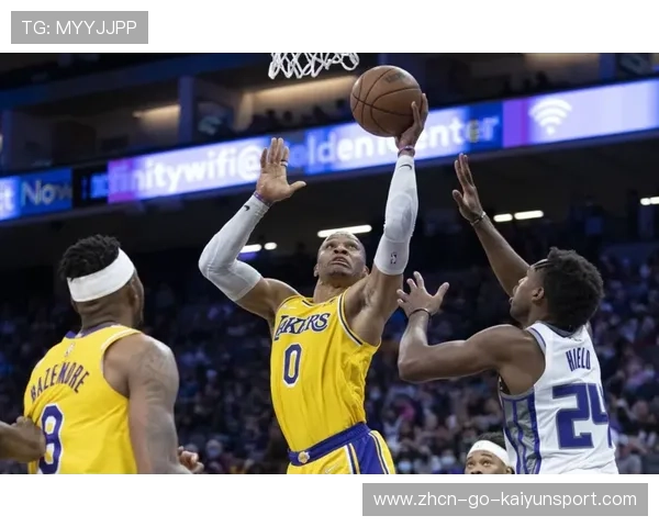 湖人战术轮廓日渐清晰，季后目标被外界看好